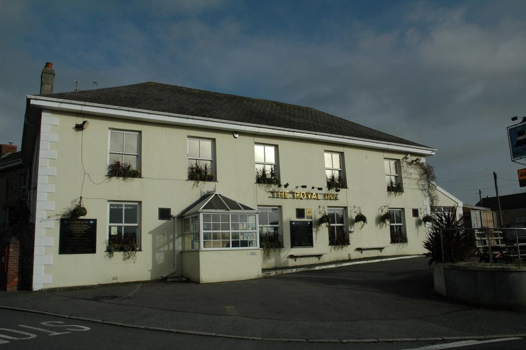 The Royal Inn Tywardreath Bagian luar foto
