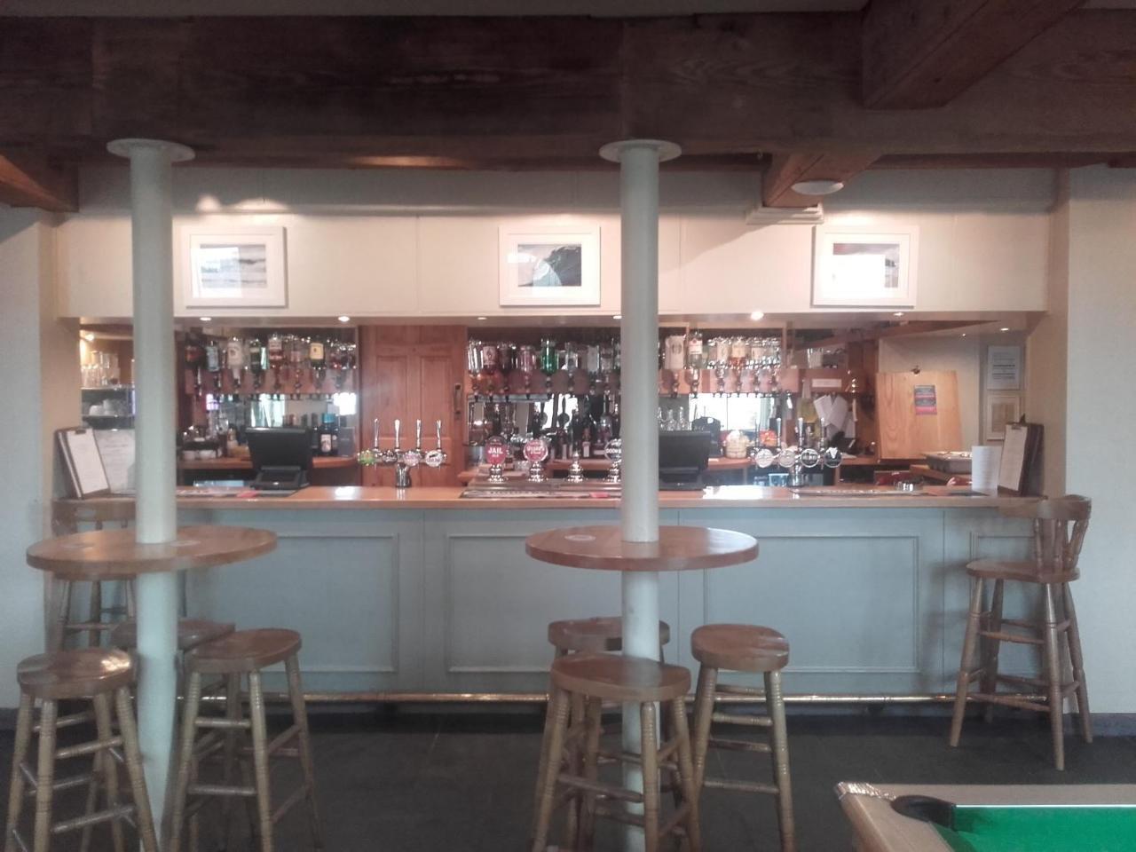 The Royal Inn Tywardreath Bagian luar foto